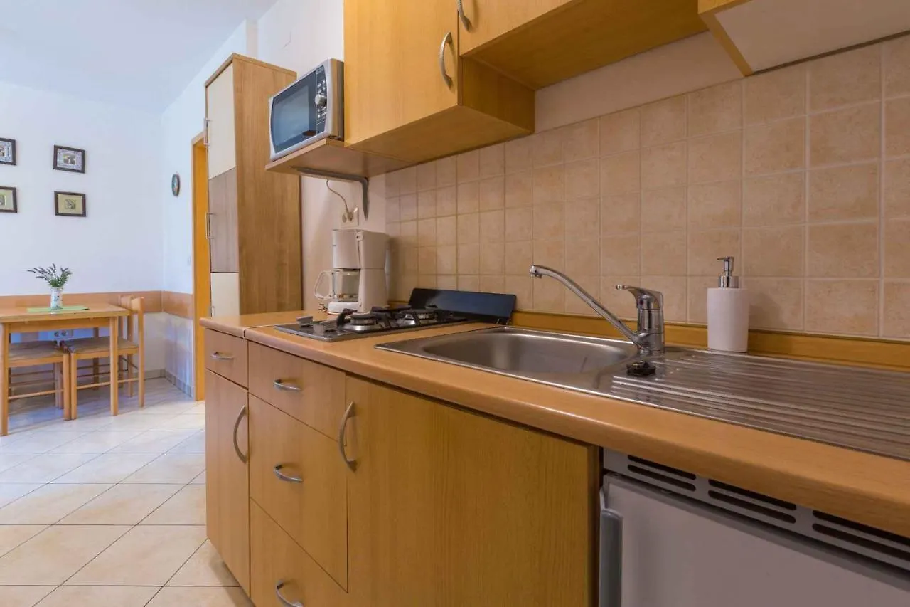 One-Bedroom Apartment In Crikvenica 8 Dramalj 0*,